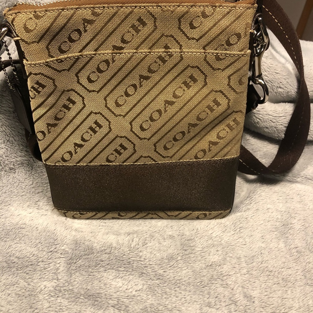 COACH - Picture 3 of 6